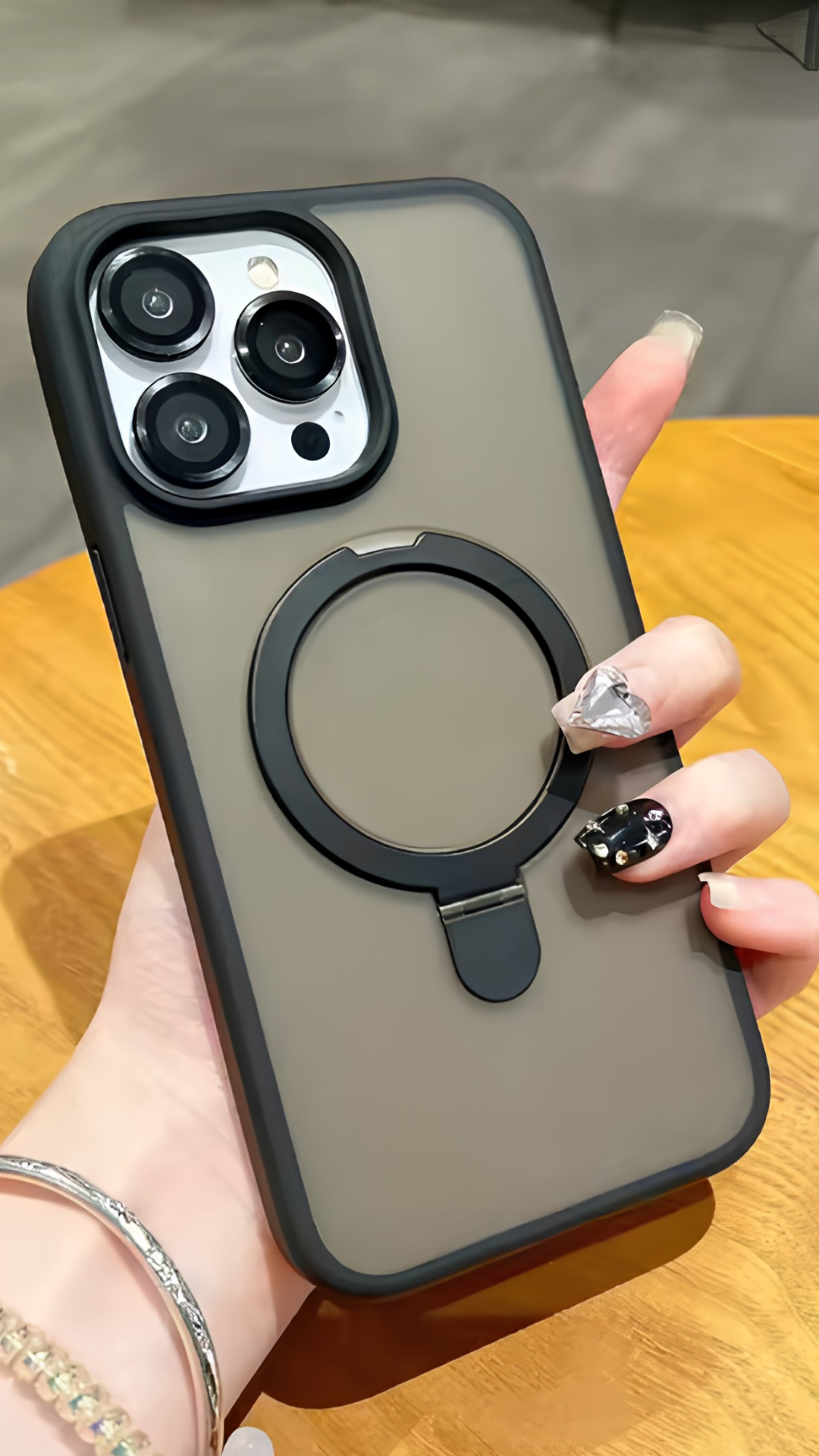 Carcasa Magnética con Soporte y Anillo 360° para iPhone 16 Pro Max |Negro